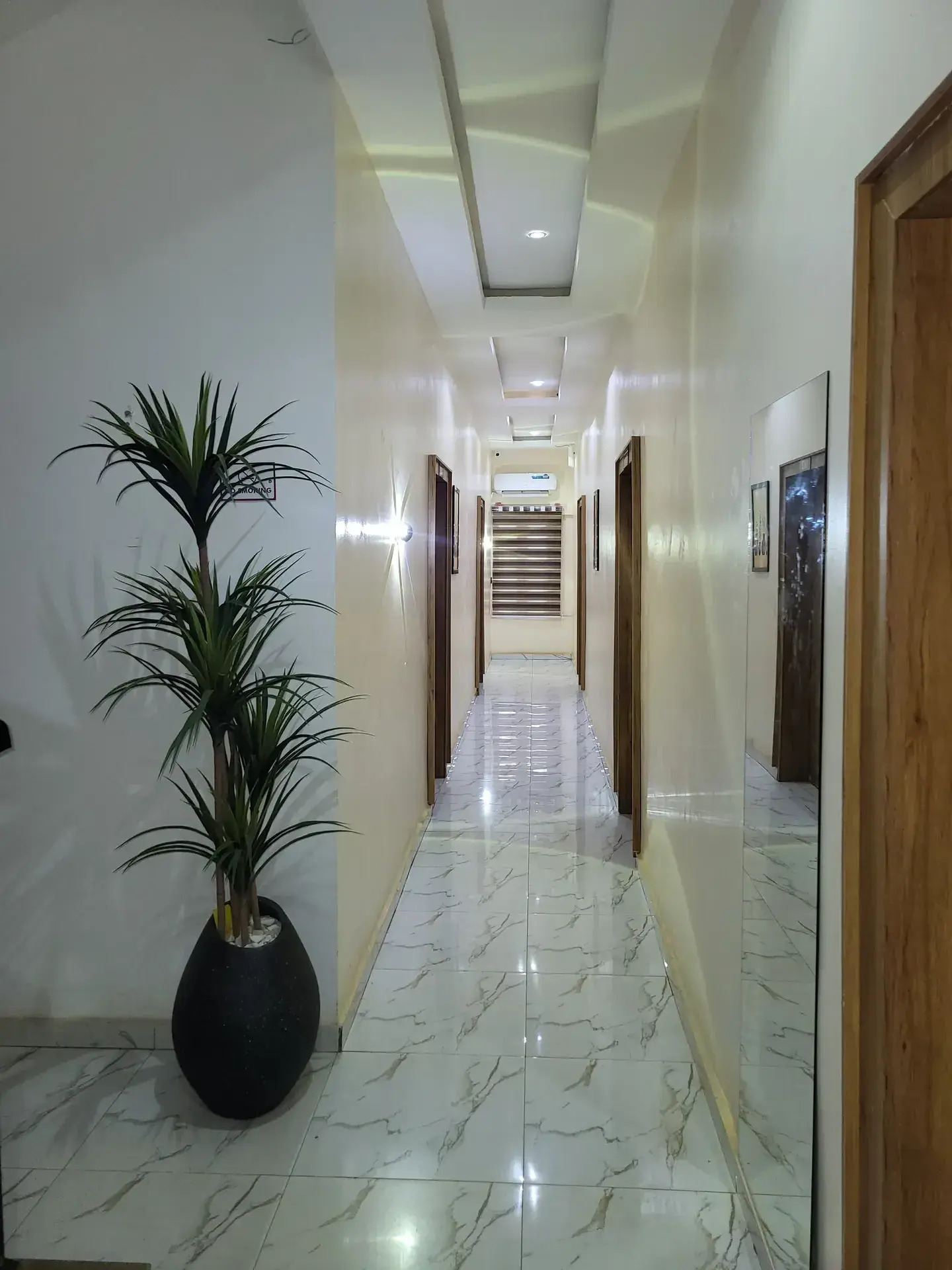 https://pub-ff955b52a60f4b389a6ebb266e2b8bbd.r2.dev/images/others/20260516_171618.jpg.jpg | Kedo Hotel and Suite